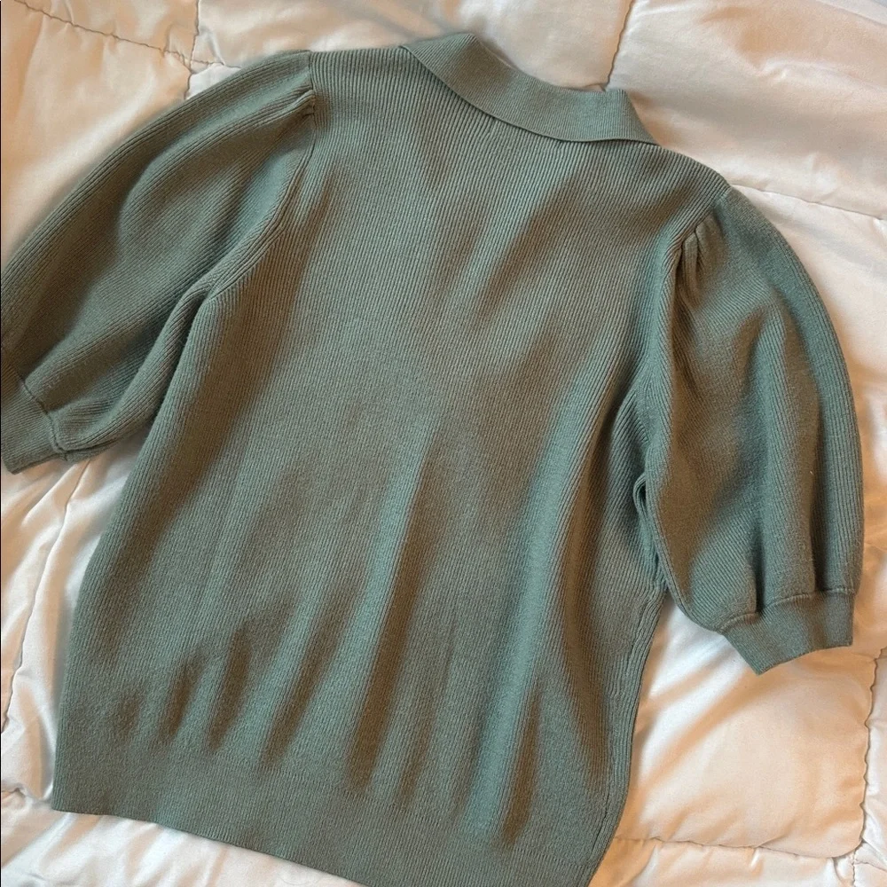 Marled V-Neck Elbow length Sweater in Soft Sage Green - Picture 4 of 4